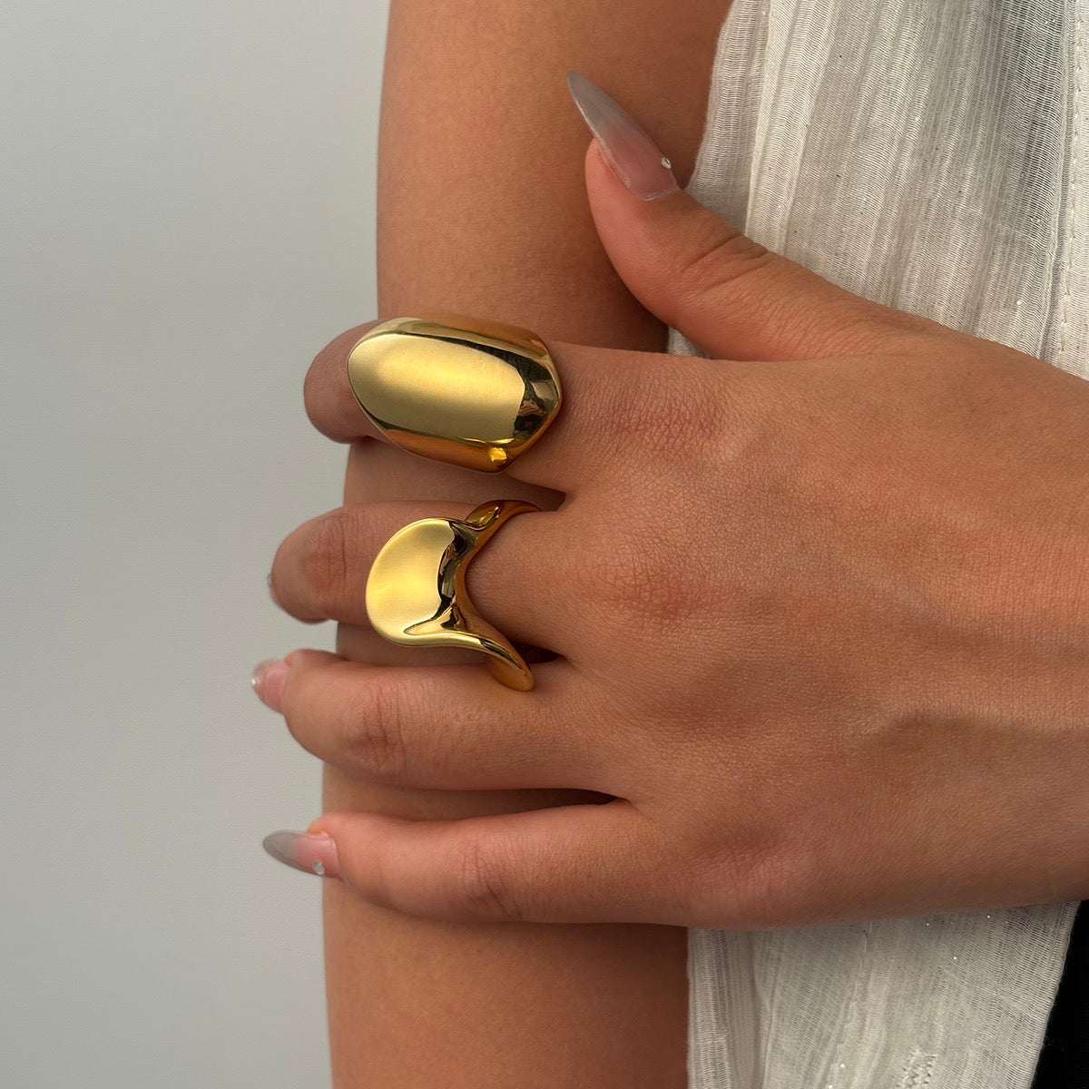 Gold Plated 18k Irregular Geometric 304 Stainless Steel Waterproof Non Tarnish
